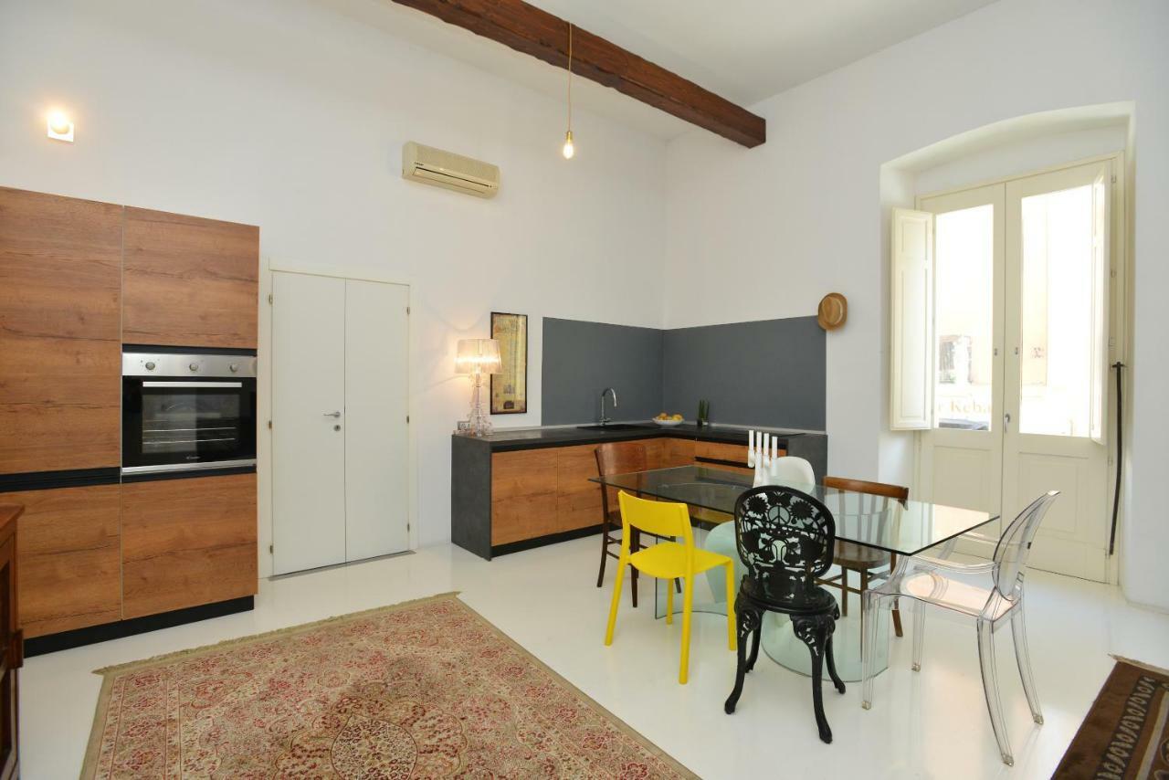 Izzhome Light Каляри Екстериор снимка