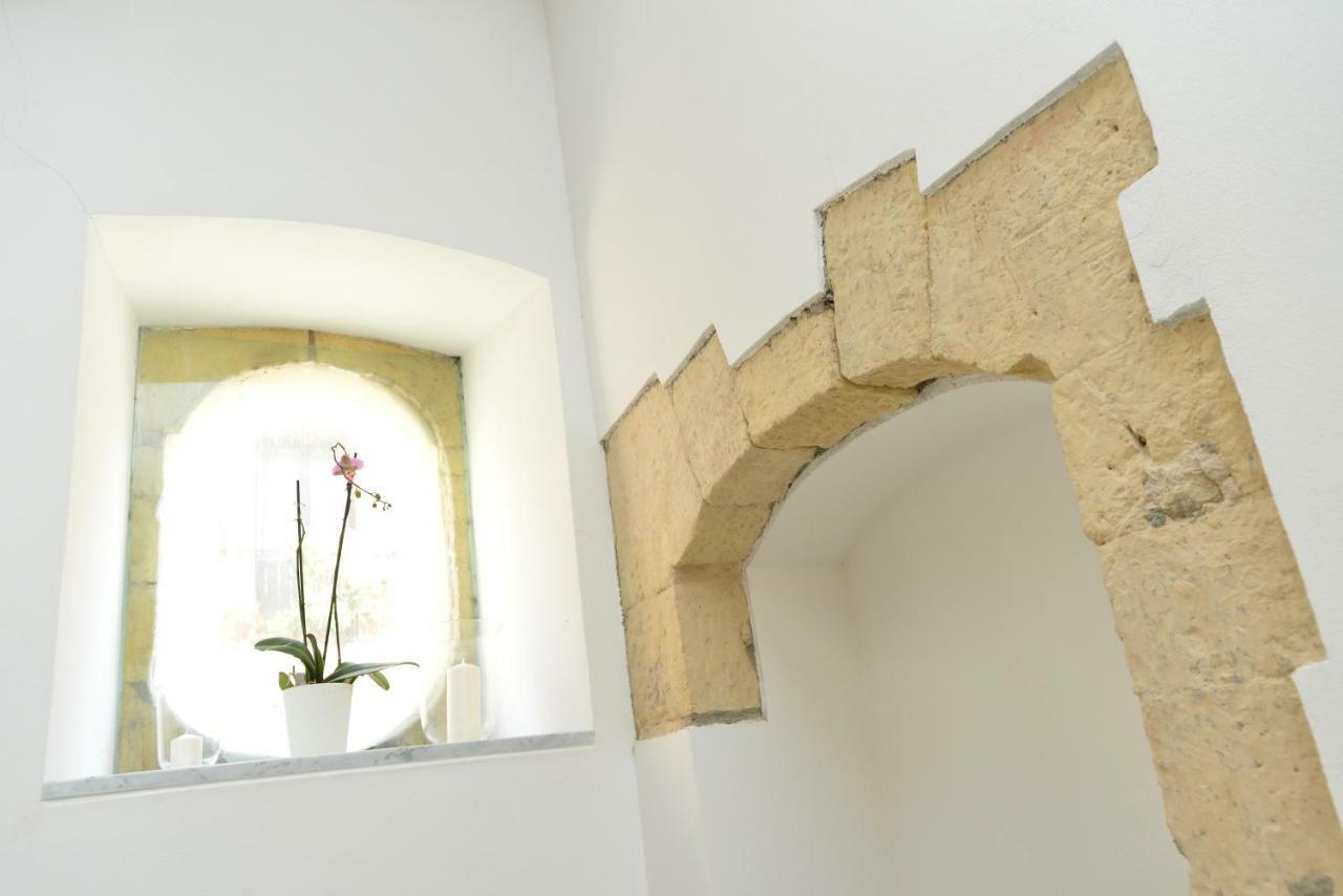 Izzhome Light Каляри Екстериор снимка