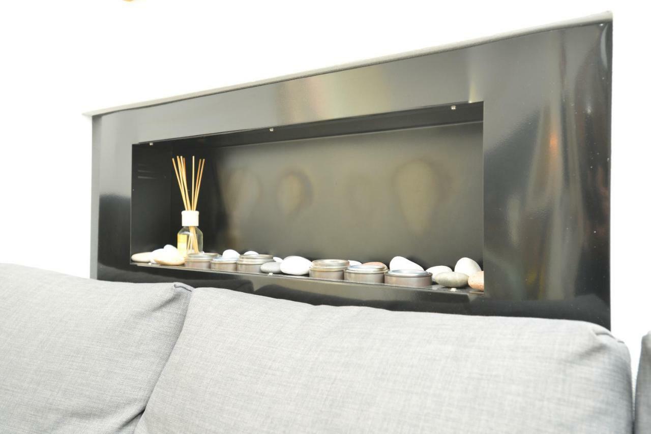 Izzhome Light Каляри Екстериор снимка