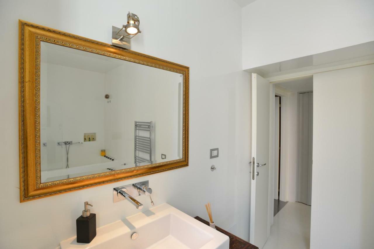 Izzhome Light Каляри Екстериор снимка