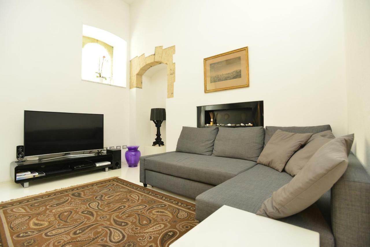 Izzhome Light Каляри Екстериор снимка